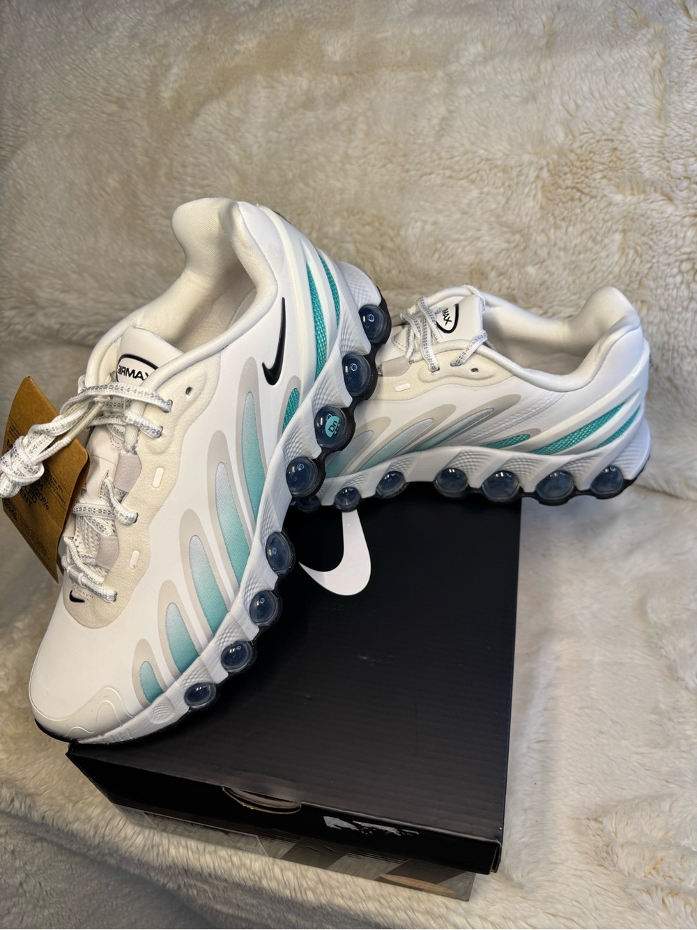 New in box- Nike women’s air max dn8
